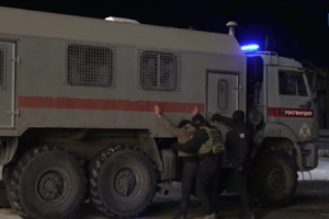 В Оренбурге при силовой поддержке ОМОН и СОБР прошел комплексный рейд по ночным клубам