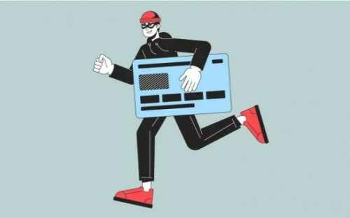 В Оренбурге полицейские задержали 17-летнюю девушку-дроппера телефонных мошенников