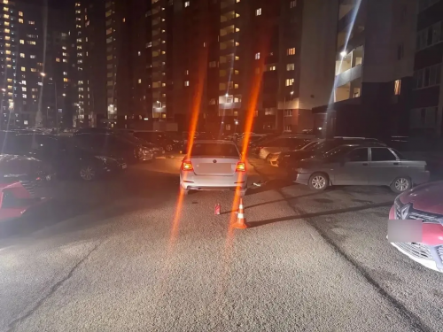 В Оренбурге во дворе дома сбили 5-летненего ребёнка на велосипеде В Оренбурге во дворе дома сбили 5-летненего ребёнка на велосипеде