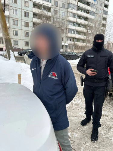 Оренбургские наркополицейские пресекли сбыт каннабиса в крупном размере