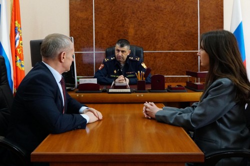 Начальник Управления Росгвардии по Оренбургской области провел рабочую встречу с руководителем регионального Управления специальной связи