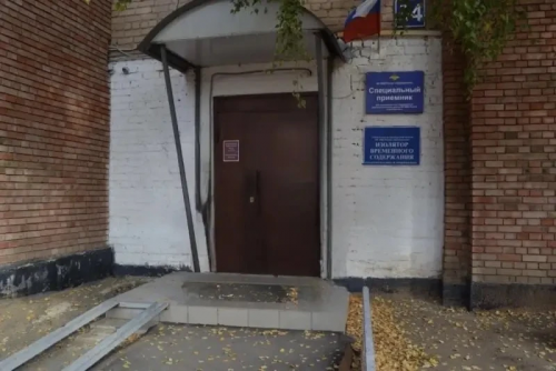 Оренбургский водитель отправлен под административный арест за тонировку автомобиля