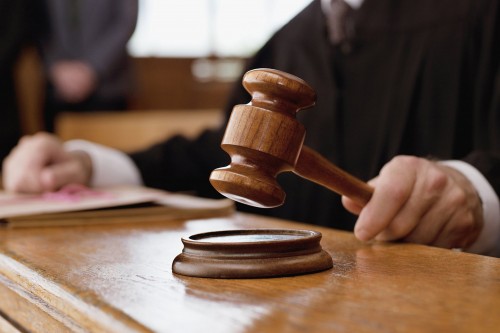 Оренбуржцы по вине туроператора не отметили в поездке 50-летие свадьбы