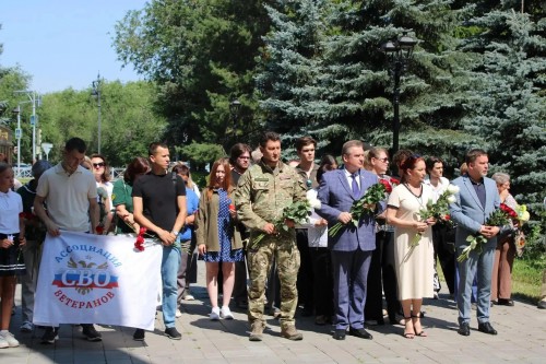 В Оренбуржье почтили память детей – жертв войны в Донбассе