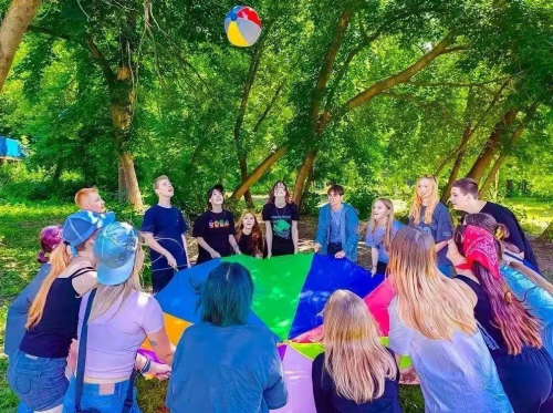Бесплатные мероприятия от Областной детской библиотеки в парках Оренбурга Бесплатные мероприятия от Областной детской библиотеки в парках Оренбурга