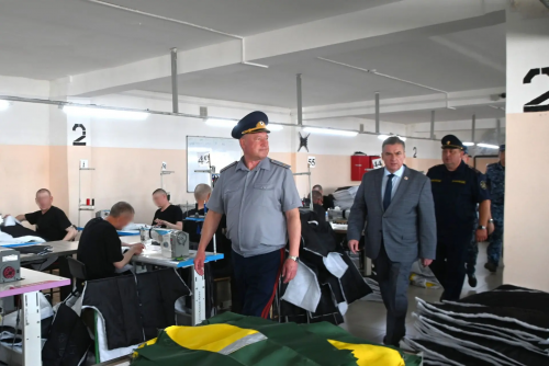Вице‑губернатор Кулагин оценил производство в оренбургской колонии Вице‑губернатор Кулагин оценил производство в оренбургской колонии