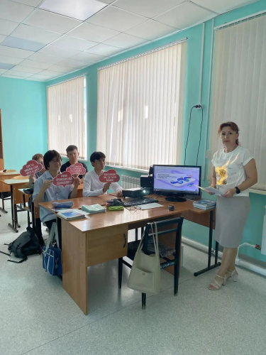 В школах Оренбуржья начался обновлённый профориентационный курс «Россия – мои горизонты»