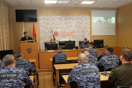 В Управлении Росгвардии по Оренбургской области обсудили вопросы безопасности при подготовке и проведении выборов В Управлении Росгвардии по Оренбургской области обсудили вопросы безопасности при подготовке и проведении выборов