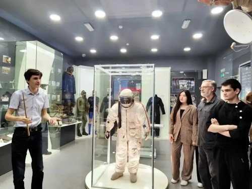 Оренбуржцев приглашают на космический вечер в музее Гагариных Оренбуржцев приглашают на космический вечер в музее Гагариных