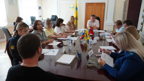 В Оренбурге усиливают контроль за выплатой теневых зарплат и нелегальной занятостью В Оренбурге усиливают контроль за выплатой теневых зарплат и нелегальной занятостью