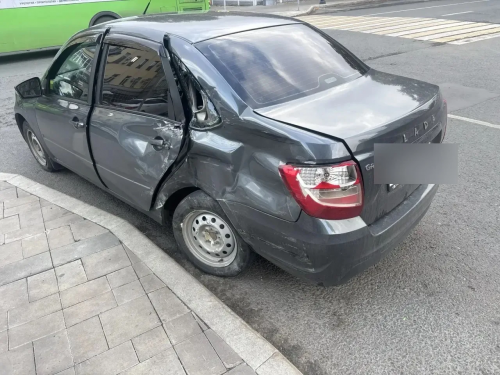 В Оренбурге произошло ДТП с автобусом — пассажирку госпитализировали В Оренбурге произошло ДТП с автобусом — пассажирку госпитализировали