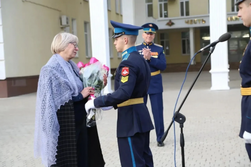 Татьяна Машковская ушла с поста начальника Оренбургского президентского кадетского училища в связи с избранием в Госдуму Татьяна Машковская ушла с поста начальника Оренбургского президентского кадетского училища в связи с избранием в Госдуму