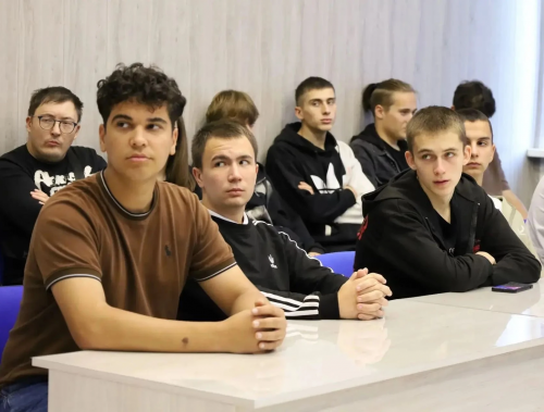 В Бузулуке прошла профилактическая встреча студентов с полицией и духовенством в рамках антинаркотической акции В Бузулуке прошла профилактическая встреча студентов с полицией и духовенством в рамках антинаркотической акции