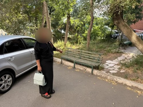 В Оренбурге полиция задержала женщину, подозреваемую в краже портмоне
