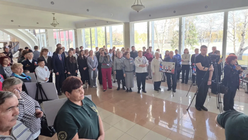 В Оренбуржье открылась патриотическая выставка о семьях защитников В Оренбуржье открылась патриотическая выставка о семьях защитников