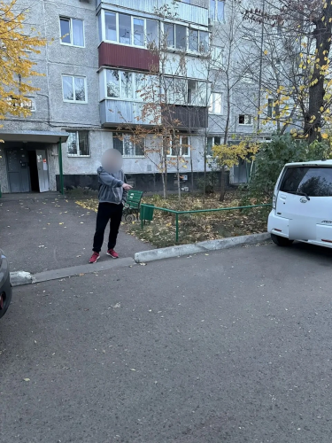 Таксист задержан в Оренбурге за присвоение телефона